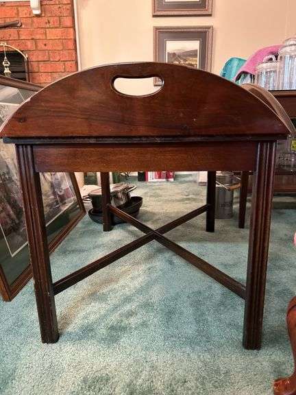Cherry Butler’s Table…..very few blemishes from normal use…..does have glass top overlay…..sides down 39 x 30 x 18-1/2 tall…..sides up 30 x 20-1/2 x 23 tall to top