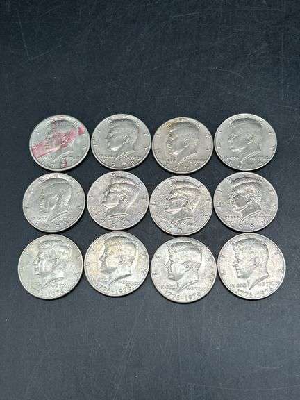 Selection of 12 Kennedy Half Dollars…..years 1971-1974, 1983, 1994, 1997 and (4) Bicentennial image