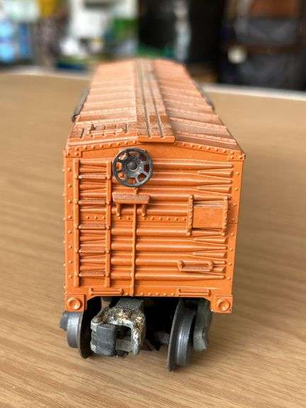 Lionel O Scale Post War New York Central NYC Operating Box Car….doors are in working condition