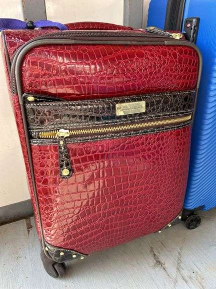 (4) pieces of various size luggage…..1 piece is NEW with tags