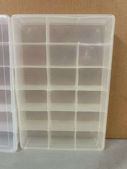 (3) clear divided tackle box-style containers