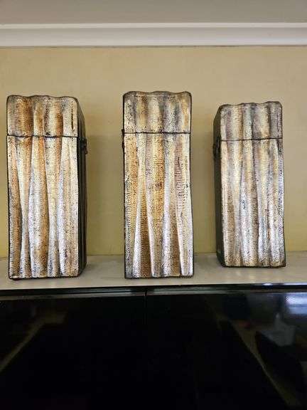 Collection of three gold colored decorative wooden boxes in very good condition SEE DESCRIPTION FOR DETAILS...