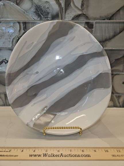 Beautiful Alex Marshall Handmade Stoneware 9" Low Bowl(From what I can tell on Bella Vita's site) in Grey-White Stripe SEE DESCRIPTION FOR DETAILS...