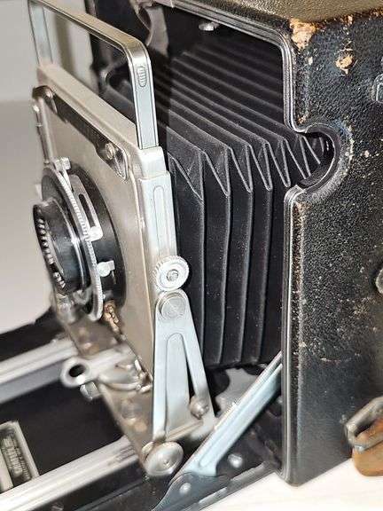 Antique Speed Graphic Camera by Graflex c.1913
