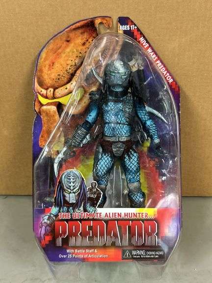 NEW Predator “The Ultimate Alien Hunter - Hive Wars Predator” action figure