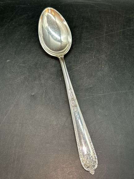 Sterling Della Robbia by Alvin Serving Spoon…..60 grams