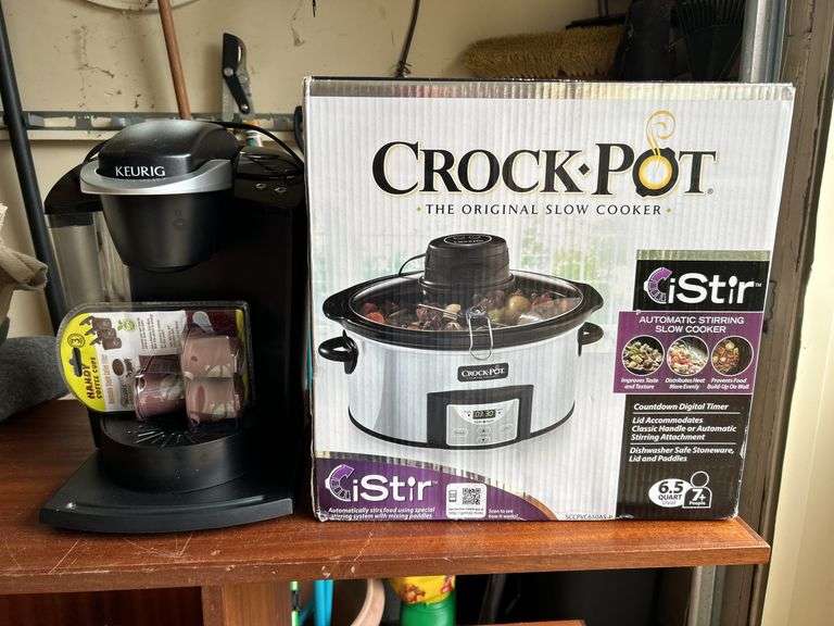 Selection of (2) small kitchen appliances….Keurig single serve coffee maker and a NIB iStir Automatic Stirring Slow Cooker