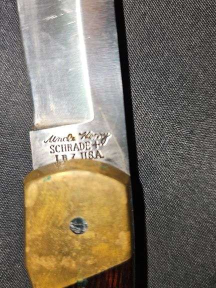 Schrade lock blade knife and leather case
