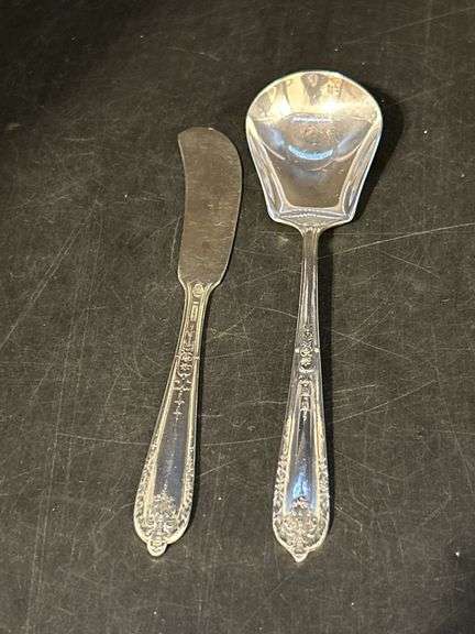 Sterling Della Robbia by Alvin Sugar Spoon and Spreader…..59 grams