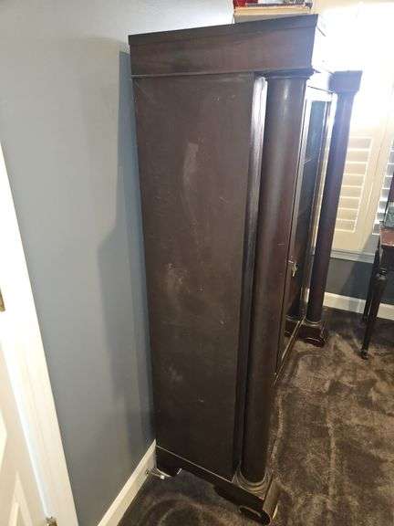 Beautiful vintage mahogany double-sided glass front bookcase/curio cabinet w/working locks & key 52x19.5x61.5...each side interior measures 24.5x12 CONTENTS ON TOP NOT INCLUDED...