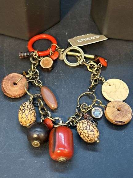 Nice selection of costume bracelets…..stretchy, cuff, bangle and more….2 still have tags