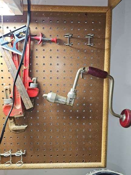 Workbench contents as shown. Does not include anything associated with central vacuum system.