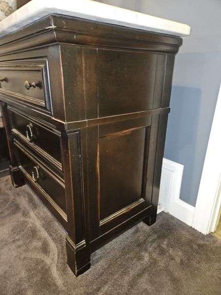 Super 3-drawer side chest by Barnhardt Furniture w/marble top 36 x 20 x 33.25 in very good condition CONTENTS IN AND ON TOP NOT INCLUDED...