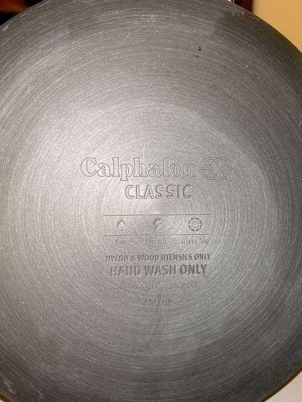 Selection of unmarked small aluminum steamer, 10” Belgique non-stick skillet, Calphalon 10” non-sticker skillet
