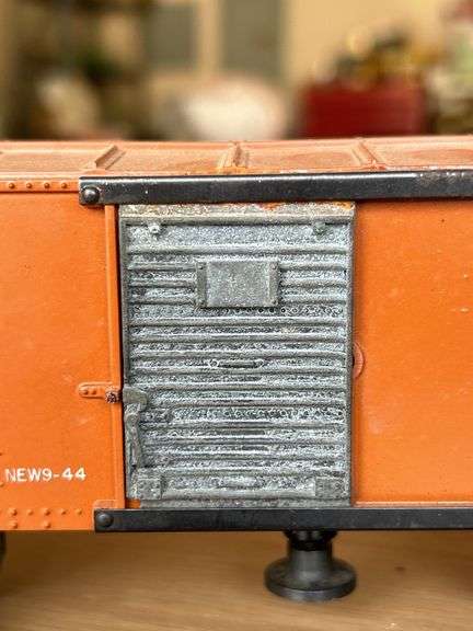 Lionel O Scale Post War New York Central NYC Operating Box Car….doors are in working condition