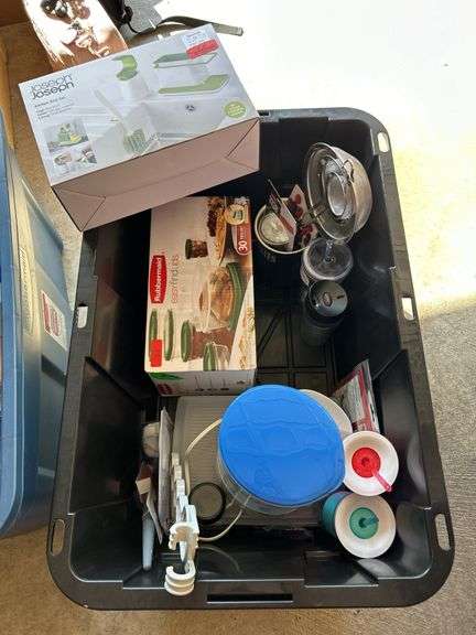 27 gallon tote and contents…..kitchen gadgets, NIB kitchen sink set, NIB 30-piece Rubbermaid food storage set and much more