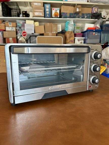 Like new Cuisinart Toaster Oven