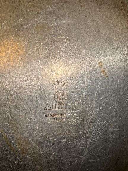 Club Aluminum hammered lidded roasting pot (needs new handle on lid but lots of life left)
