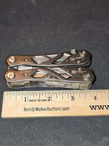 Gerber tool and case.