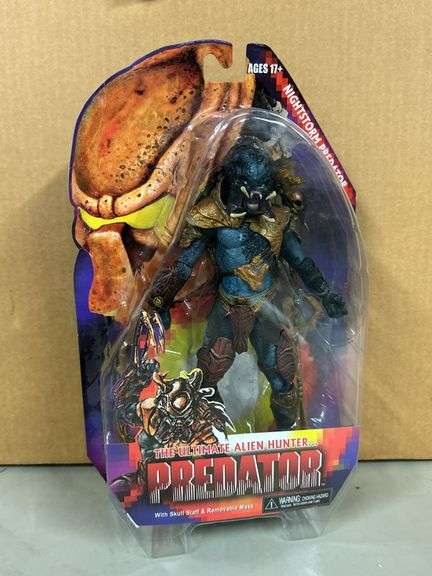 NEW Predator “The Ultimate Alien Hunter - Nightstorm Predator” action figure