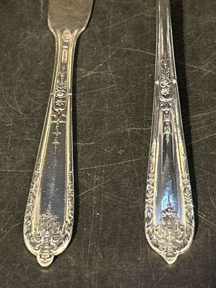 Sterling Della Robbia by Alvin Sugar Spoon and Spreader…..59 grams