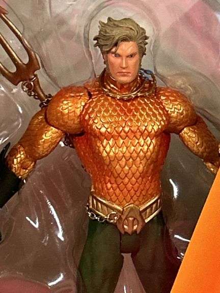 DC COLLECTIBLES Justice League AQUAMAN action figure