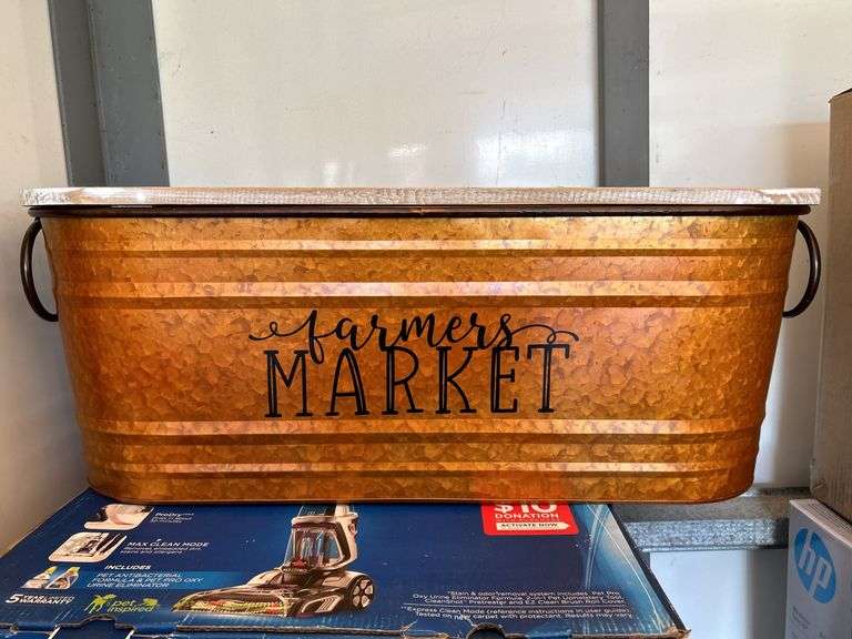 Oblong Galvanized Copper Color Ice/Drink Pail was the wooden lid…27-1/4 x 9 x 10-1/2 tall