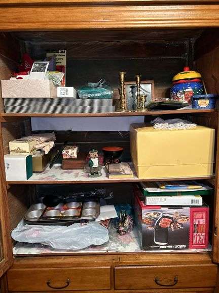 Vintage Pie Locker…..36-1/2 x 16-1/2 x 69-1/4 tall…..OTHER CONTENTS NOT INCLUDED