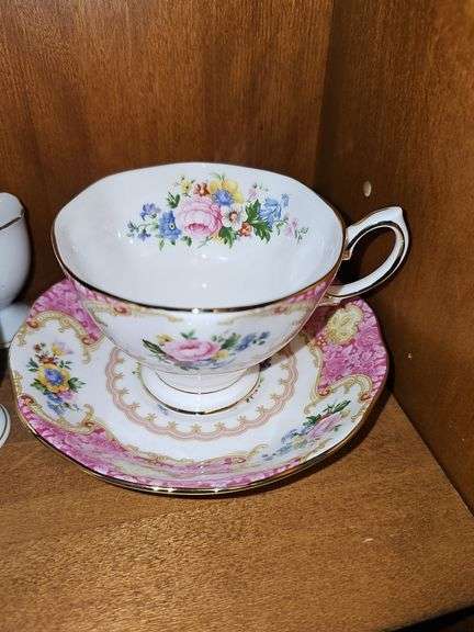 Royal Albert cup and saucer, Sweet Violet bowl and 6 egg cups.