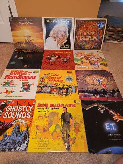 Grouping of Christian albums and children's albums. See all photos for titles.