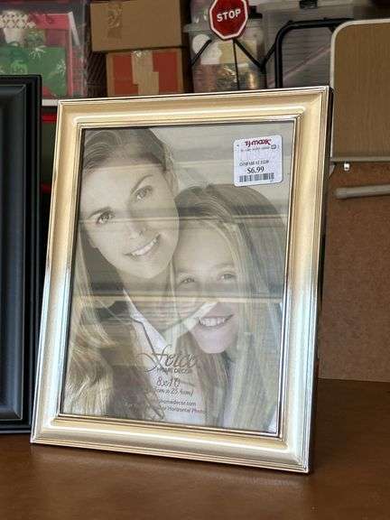 Tote full of NEW various size picture frames