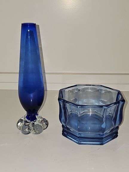 Beautiful hand blown 9.25 in blue vase and blue bowl 5.25 in x 3.5 in tall.