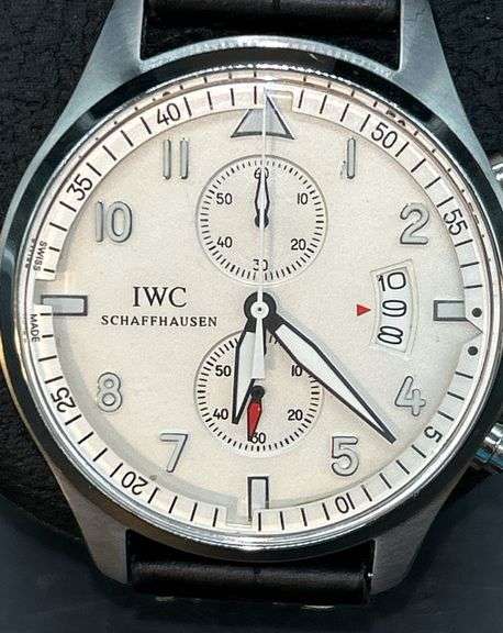 REPRODUCTION IWC (International Watch Co) Limited Edition Platinum Die Gross Fliegeruhr Men’s Watch with black leather band (801963)…..THIS WSTCH IS NOT ORIGINAL NOR AUTHENTIC