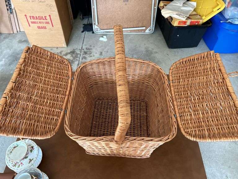 Picnic basket with 4 teacup sets and 4 Libbey wine glasses…..perfect for a child’s tea party/picnic or for an adult cheese/wine picnic