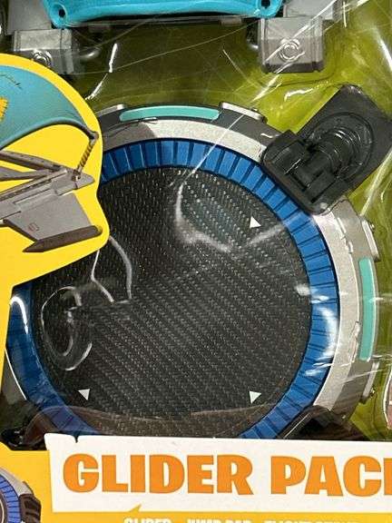 NEW FORTNITE  “GLIDER PACK” action figure