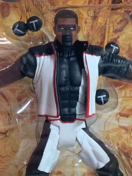 DC Universe Classics MR. TERRIFIC action figure…Wave 8 Figure 3