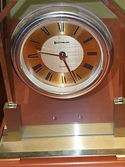 Montreux Clock and Thermometer in Rosewood box. Benchmark clock. Needs battery
