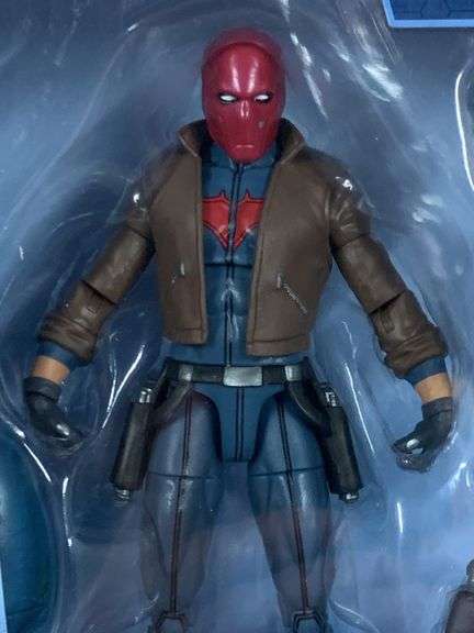 DC COMICS Multiverse RED HOOD action figure with Collect & Connect Killer Croc