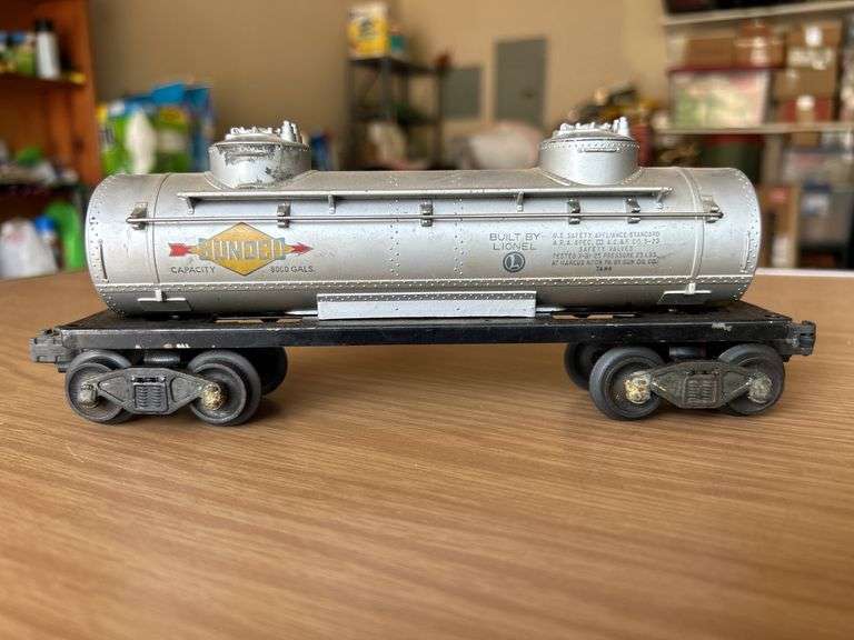 Lionel Sunoco Tanker Car