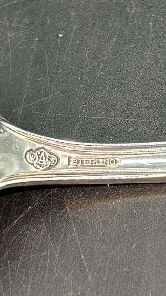 (2) Sterling Della Robbia by Alvin tablespoons and spreader…..52 grams