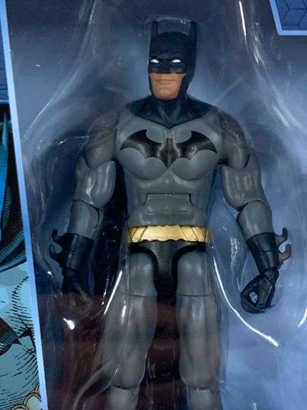 DC COMICS Multiverse BATMAN action figure with Collect & Connect Killer Croc