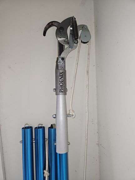 Phoenix tree  pruner head w/four 6' BON 1.75" aluminum swagged button handled poles...