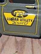 Vintage repair truck. All metal. Lift truck only. No other accessories or supplies in the box..