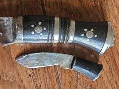 2 Ghurka Style Horn Handle Dagger Set with sheath.
