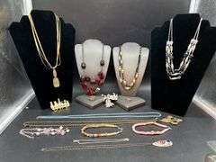 Great selection of costume jewelry…..back left is Monet, middle are ankle bracelets, very front has sterling clasp