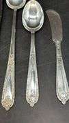 Sterling 6-piece place setting of Della Robbia by Alvin…..includes salad fork, dinner fork, knife, teaspoon, tablespoon and spreader…..165 grams not including knife