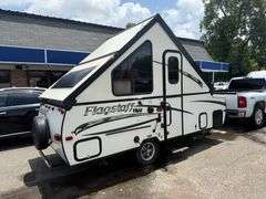 2016  FOREST RIVER  Flagstaff Camping Trailer