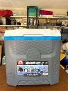 IGLOO 52 Quart Quantum Cooler on wheels…..very, very clean