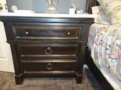 Super 3-drawer side chest by Bernhardt Furniture w/marble top 36 x 20 x 33.25 in very good condition CONTENTS IN AND ON TOP NOT INCLUDED...