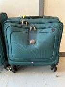 (4) pieces of various size luggage…..1 piece is NEW with tags